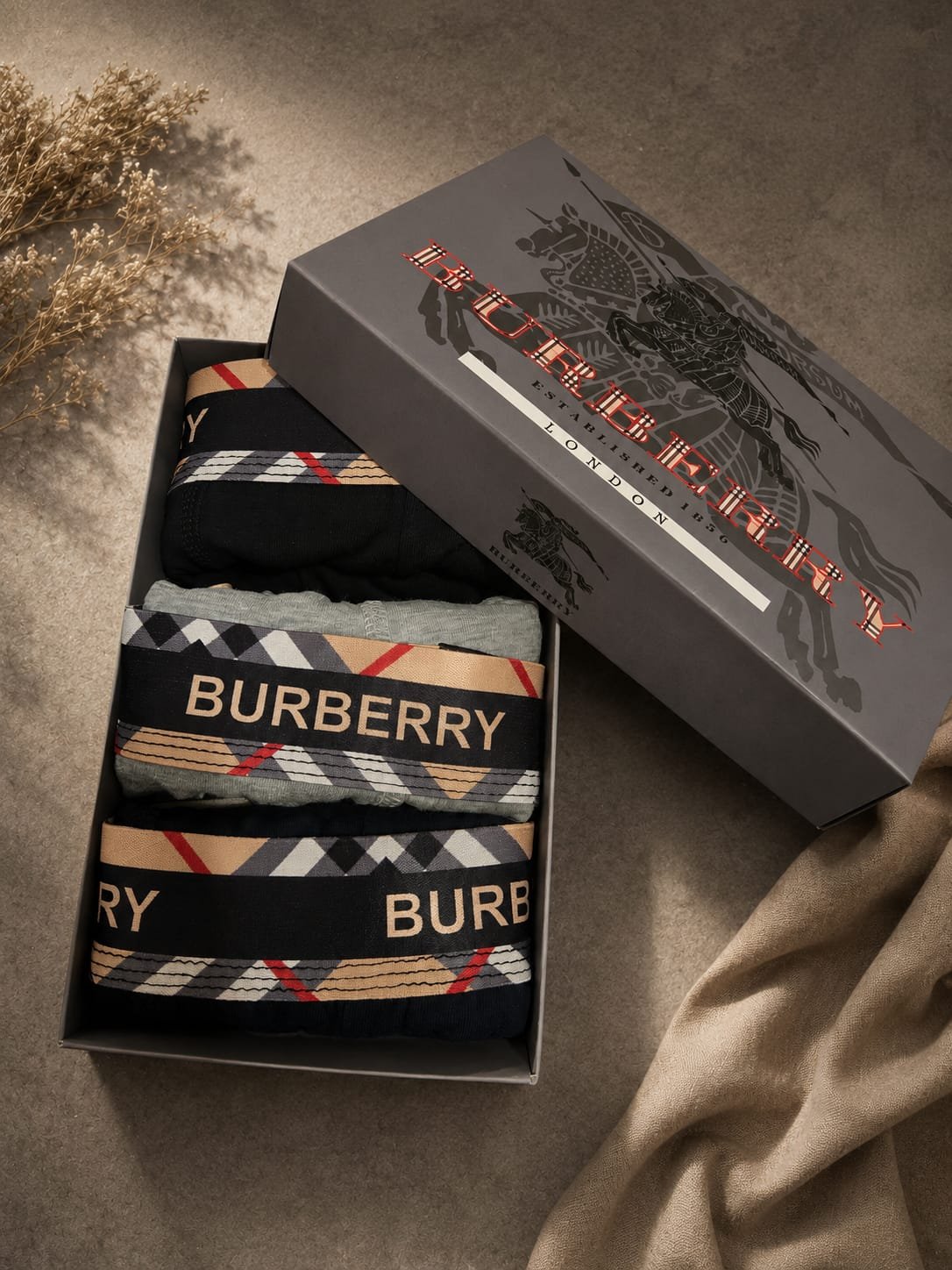 Burberry — Boxeri bărbați 3buc/cutie #56